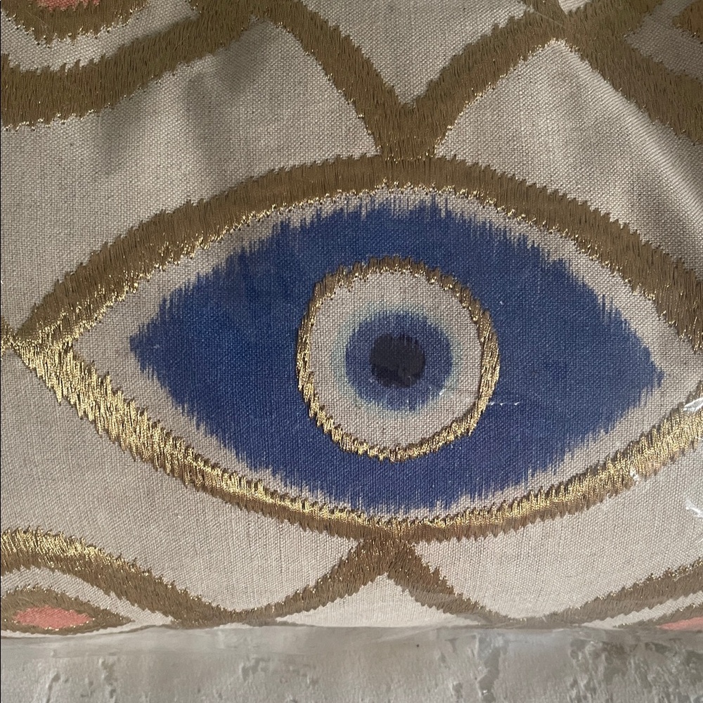 🧿Decorative Pillow with Eye Pattern🪬 - Picture 2 of 6
